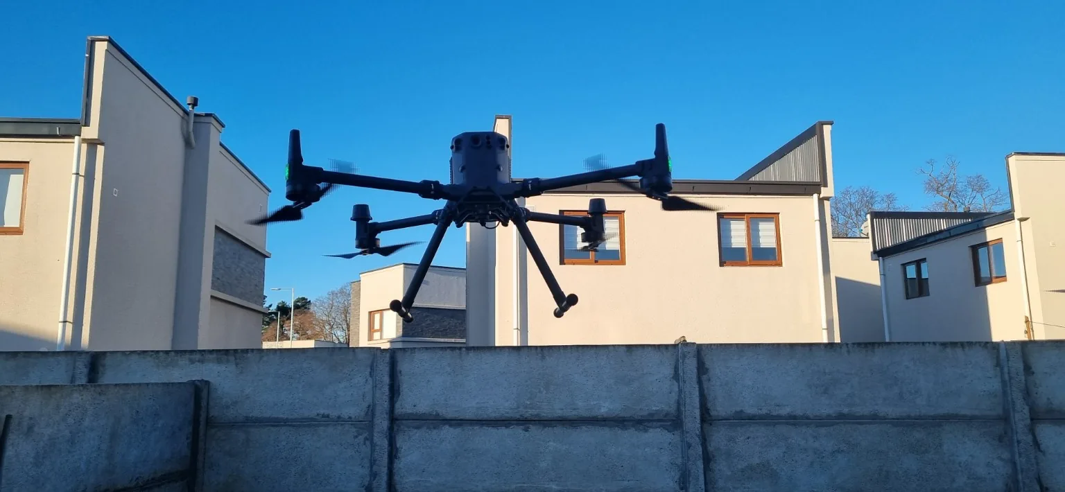 Dron LiDAR de TRAUT en operación