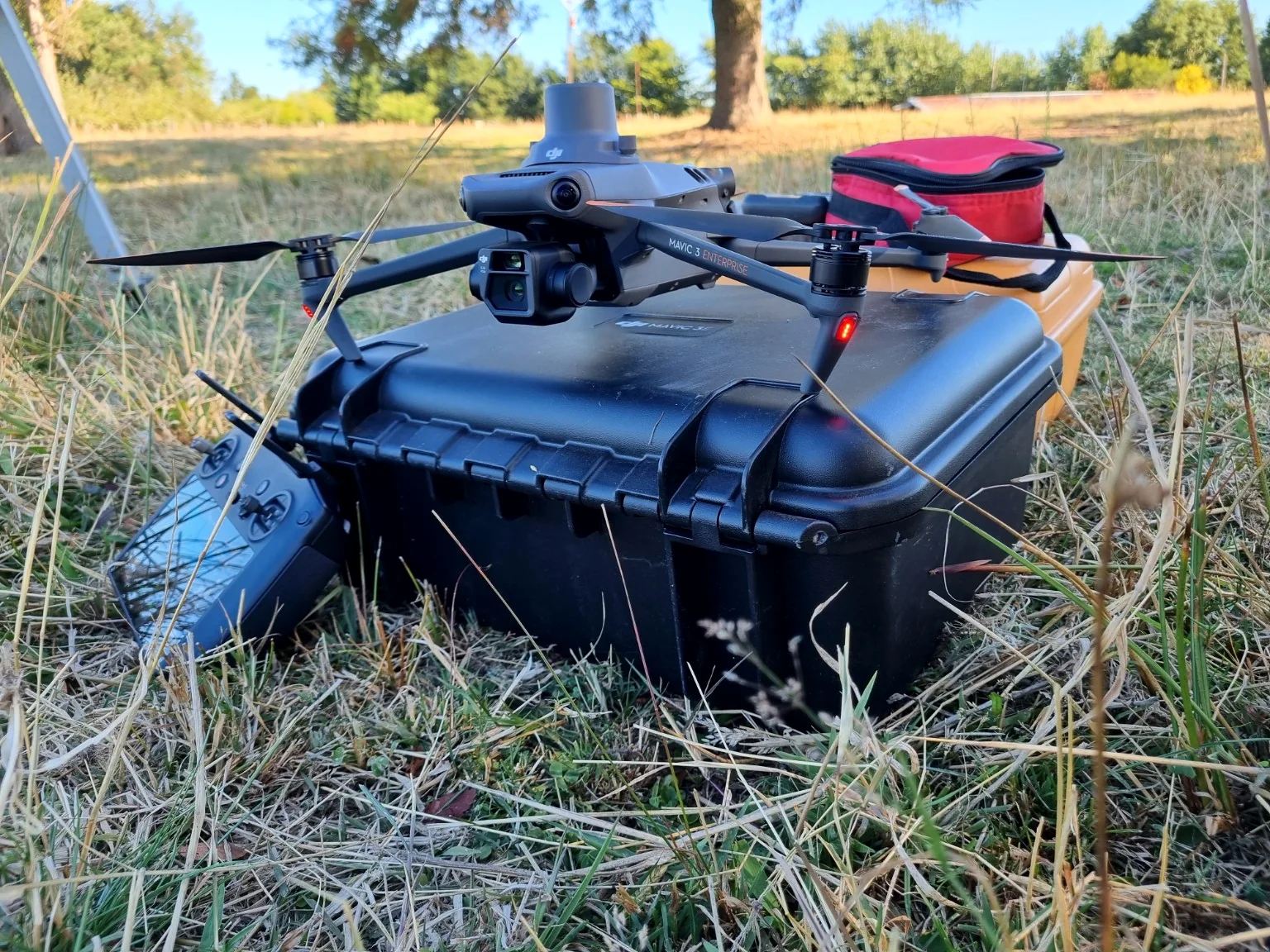 Dron de apoyo para levantamientos y ortofotos